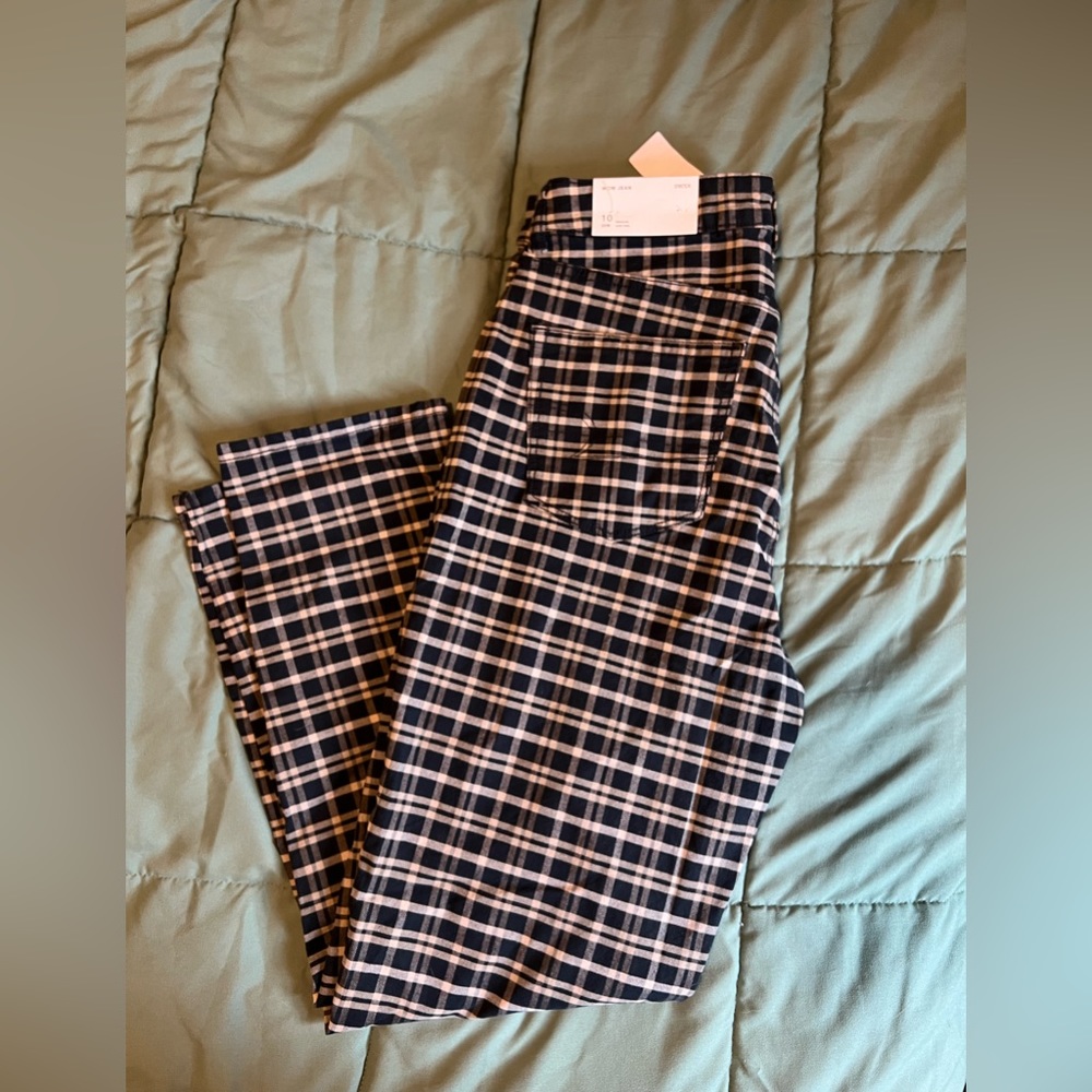 NWT American Eagle Plaid Mom Jeans